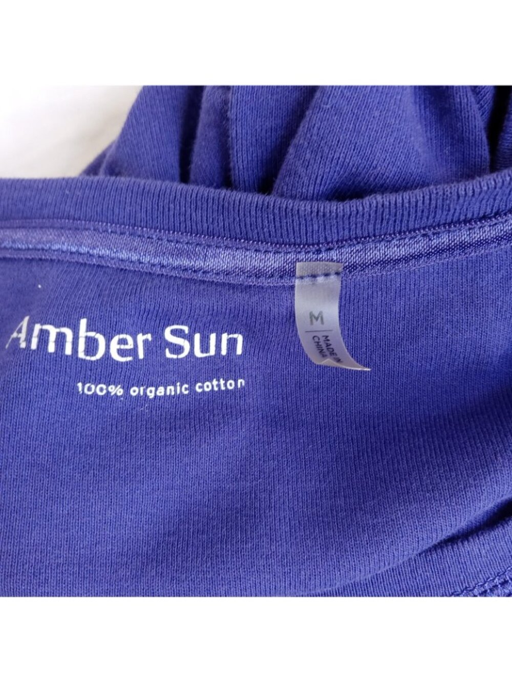 2 Amber Sun Women's Organic Cotton Short Sleeve T-Shirt Medium Red Blue Purple - Picture 6 of 16